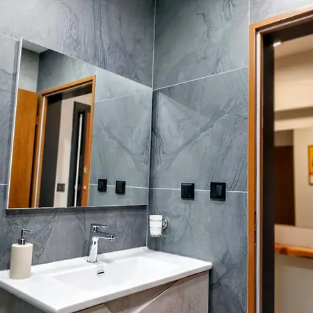 Апартаменты Ika *