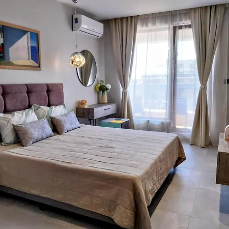 Apartment Ika с паркомясто